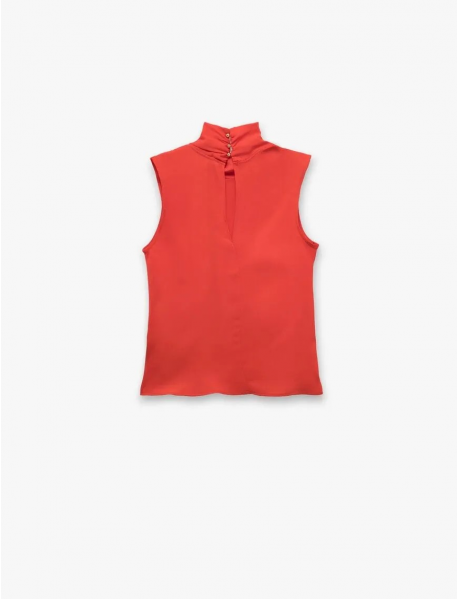 Düğmeli Asimetrik Dik Yaka Kolsuz Krep Bluz