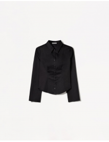 Çan kollu vücuda oturan bluz