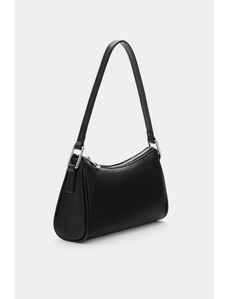 Halka detaylı kol çantası