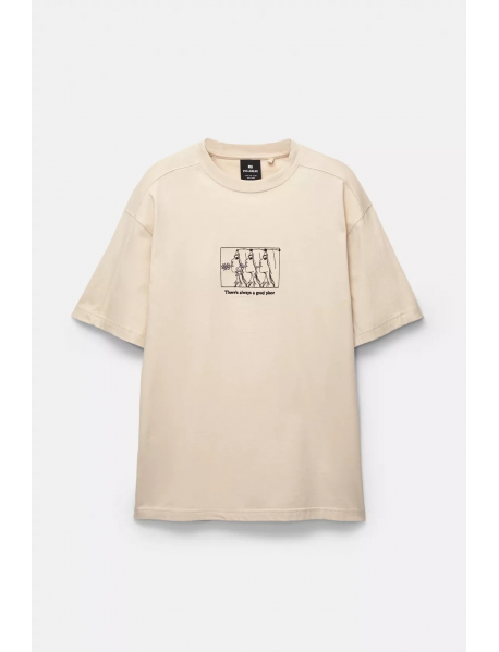 Nakışlı yüzler tişört