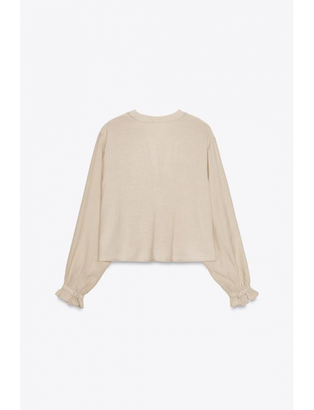 FİSTO İŞLEMELİ KISA BLUZ