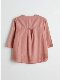 Pembe Kaçık Yaka Çiçek Nakışlı Bluz
