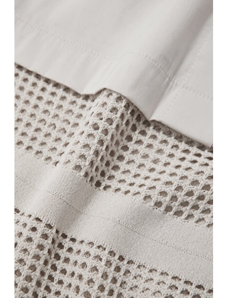 Bej renkli, klasik yakalı Vakko gömlek