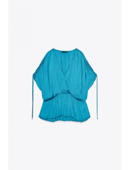 BÜZGÜLÜ SATEN BLUZ